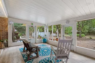 1709 Crested Butte Dr, Austin, TX 78746 - Photo 16