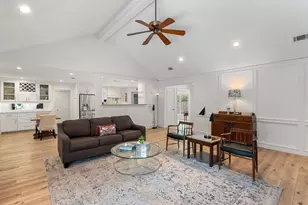 1709 Crested Butte Dr, Austin, TX 78746 - Photo 10