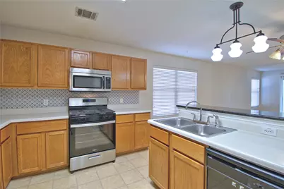 12217 Kilmartin Lane, Austin, TX 78754 - Photo 16