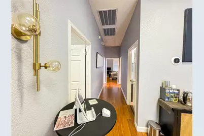 600 Round Rock West Drive #402, Round Rock, TX 78681 - Photo 6