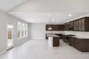 305 Painted Creek Wy, Kyle, TX 78640 - Photo 8