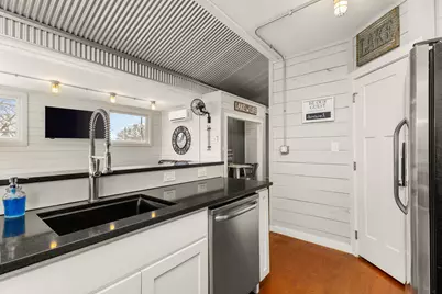 9035 Fm 725, Mcqueeney, TX 78123 - Photo 12