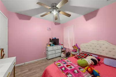 715 Estes Park, Taylor, TX 76574 - Photo 8