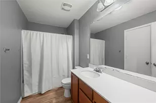 715 Estes Park, Taylor, TX 76574 - Photo 12