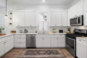 1066 Twain St, Driftwood, TX 78619 - Photo 6