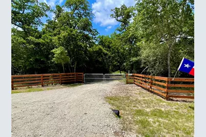 9242 Stetson Drive, Hilltop Lakes, TX 77871 - Photo 2