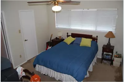 806 W24 Street #105, Austin, TX 78705 - Photo 2