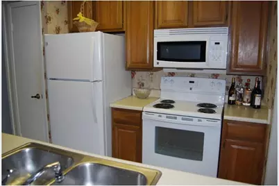 806 W24 Street #105, Austin, TX 78705 - Photo 4