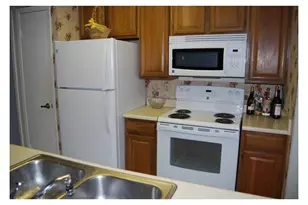 806 W 24th St, Austin, TX 78705 - Photo 4