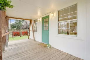 707 Bishop St, Smithville, TX 78957 - Photo 26