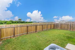 136 Allington Cir, Jarrell, TX 76537 - Photo 24