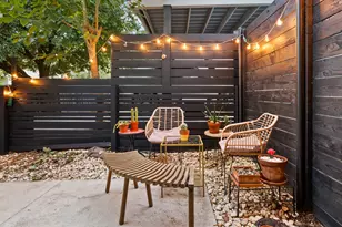 2005 Pennsylvania Ave, Austin, TX 78702 - Photo 1