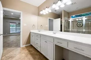 230 Cedar Hills Dr, Elgin, TX 78621 - Photo 14