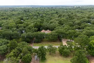 230 Cedar Hills Dr, Elgin, TX 78621 - Photo 28