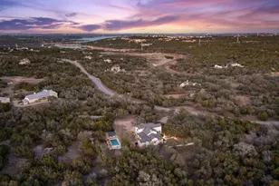 4018 Bee Creek Rd, Spicewood, TX 78669 - Photo 6