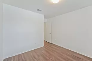 211 Remington Run, Bastrop, TX 78602 - Photo 24