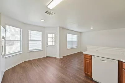 211 Remington Run, Bastrop, TX 78602 - Photo 14