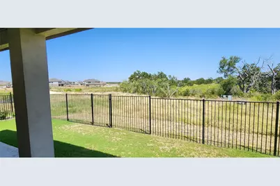 128 Rosebush Drive, Liberty Hill, TX 78642 - Photo 38
