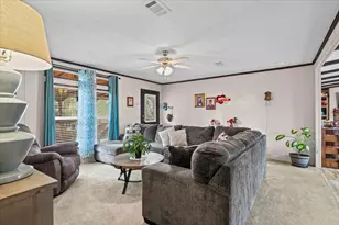 198 Pine Shadows Ln, Bastrop, TX 78602 - Photo 10