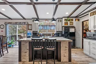 198 Pine Shadows Ln, Bastrop, TX 78602 - Photo 12