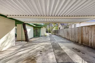 2004 Griswold Ln, Austin, TX 78703 - Photo 38