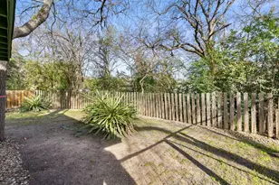 2004 Griswold Ln, Austin, TX 78703 - Photo 34