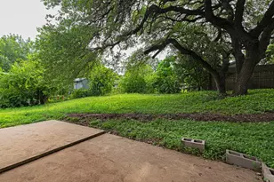 5905 Cedardale Dr, Austin, TX 78745 - Photo 20