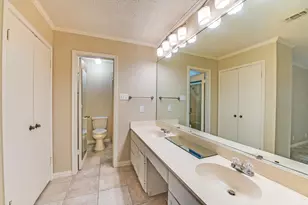 7919 Ridgeline Dr N, Austin, TX 78731 - Photo 16