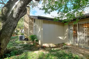 7919 Ridgeline Dr N, Austin, TX 78731 - Photo 24