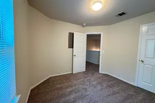 251 Utterback, Kyle, TX 78640 - Photo 32