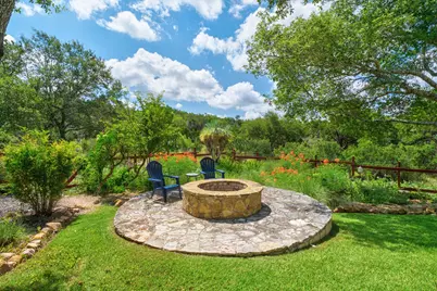 1053 Sunset Canyon Drive S, Dripping Springs, TX 78620 - Photo 32