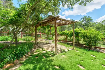 1053 Sunset Canyon Drive S, Dripping Springs, TX 78620 - Photo 30