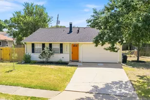 3211 Plantation Rd, Austin, TX 78745 - Photo 2