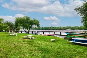 1818 S Lakeshore Blvd, Austin, TX 78741 - Photo 20