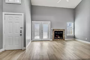 1010 Rundberg Ln, Austin, TX 78758 - Photo 6
