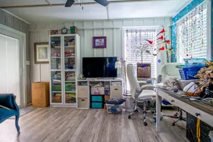 301 E Castlebriar Dr, Marble Falls, TX 78654 - Photo 26