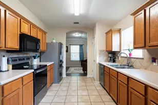 104 Whirling Eddy Cove, Hutto, TX 78634 - Photo 4