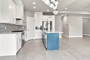 112 Dax Dr, Liberty Hill, TX 78642 - Photo 10