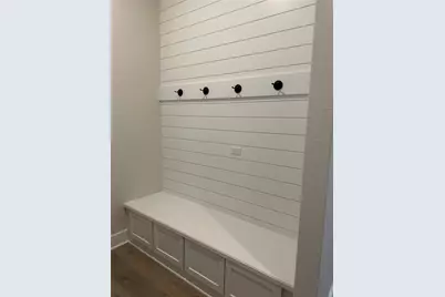 305 E Luna Blue Lane, Jarrell, TX 76537 - Photo 10