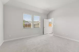 131 Tolo Dr, Elgin, TX 78621 - Photo 10