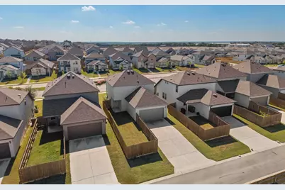 768 Long Run, Liberty Hill, TX 78642 - Photo 32