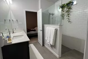 107 Hornbill Dr, Hutto, TX 78634 - Photo 10