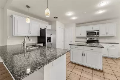 1365 Woodlands Drive, Kyle, TX 78640 - Photo 14