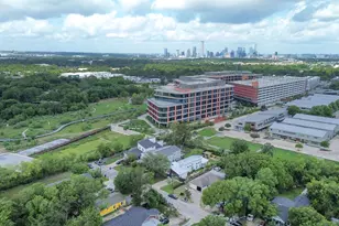 1106 Saucedo St, Austin, TX 78721 - Photo 4