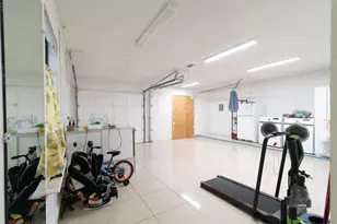 1106 Saucedo St, Austin, TX 78721 - Photo 8