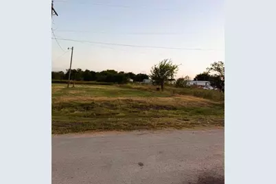 503 W Brook Street, Bartlett, TX 76511 - Photo 16