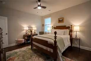 1215 Davis St, Taylor, TX 76574 - Photo 16