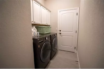 1215 Davis Street, Taylor, TX 76574 - Photo 22