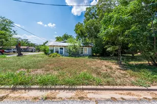 1507 Cummings St, Luling, TX 78648 - Photo 4