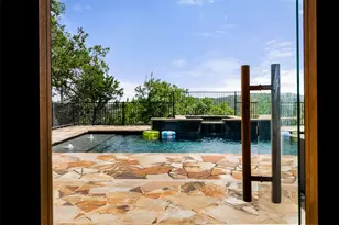 411 Skyline Dr, West Lake Hills, TX 78746 - Photo 14